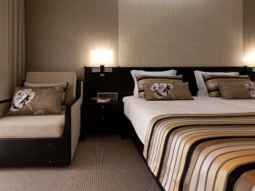 Cardal Hotel