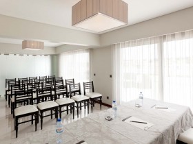 Cardal Hotel