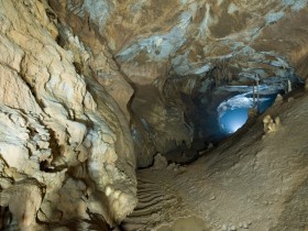 Grutas